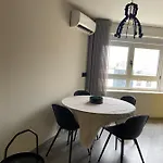 Casa Anibal Artistic Centrally Located Comfortable Affordable Oporto