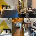 Casa Anibal Artistic Centrally Located Comfortable Affordable Appartamento Oporto