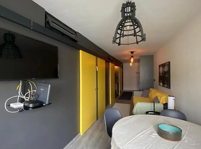 Casa Anibal Artistic Centrally Located Comfortable Affordable Apartman *