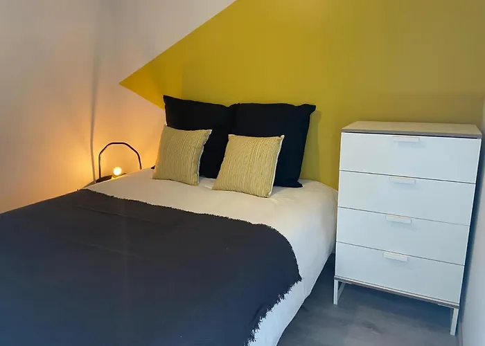 Apartman Casa Anibal Artistic Centrally Located Comfortable Affordable