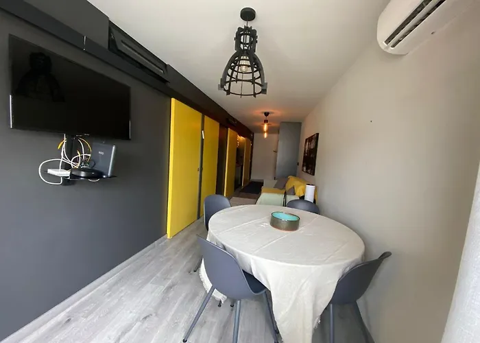 Casa Anibal Artistic Centrally Located Comfortable Affordable