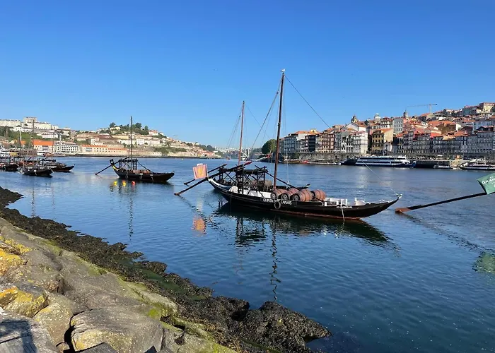 Apartment Casa Anibal Artistic Centrally Located Comfortable Affordable Porto