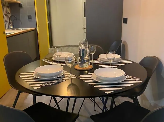 Casa Anibal Artistic Centrally Located Comfortable Affordable Apartment