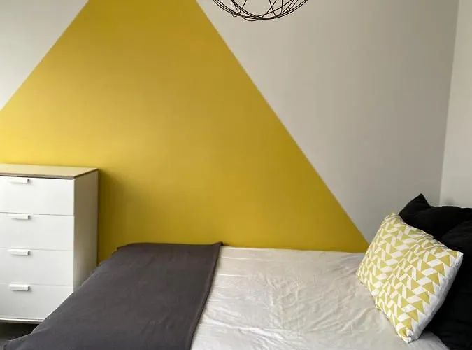 Casa Anibal Artistic Centrally Located Comfortable Affordable Apartamento *